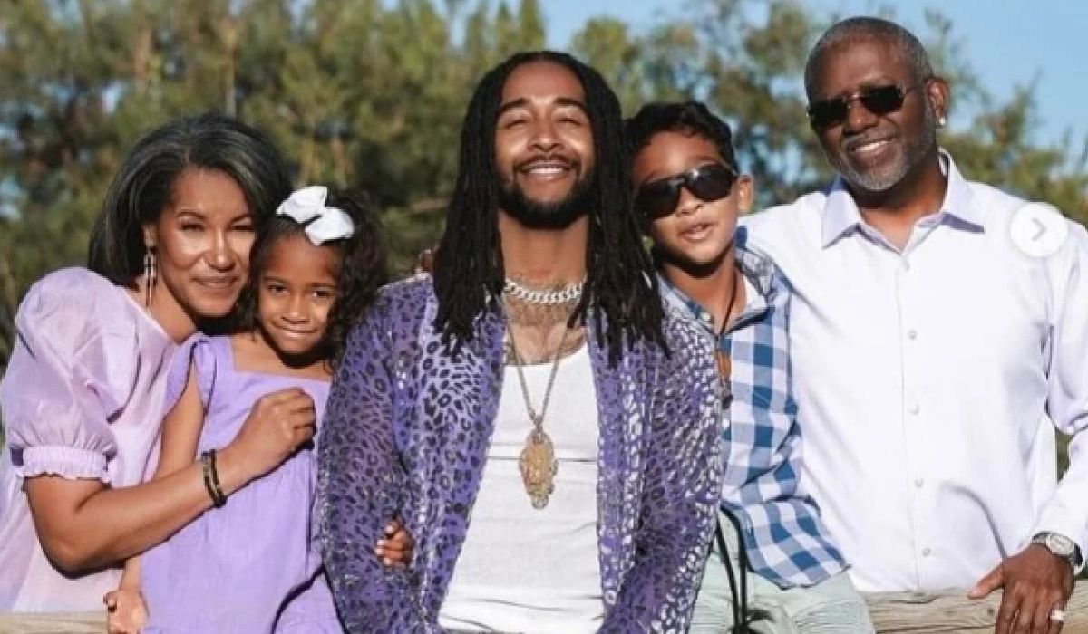 In today’s fast-moving world, where names can rise to prominence almost overnight, certain individuals spark curiosity without even trying too hard. One such name is Arielle Grandberry. Maybe you’ve heard it somewhere—on social media, in a conversation, or while browsing online—and wondered, who is she, really? This article takes you on a detailed journey to explore the growing interest around Arielle Grandberry. We’ll look at her emerging identity, the reasons behind the curiosity, and what her presence represents in a modern digital landscape. Think of it like piecing together a puzzle—each section adds a little more clarity to the bigger picture.